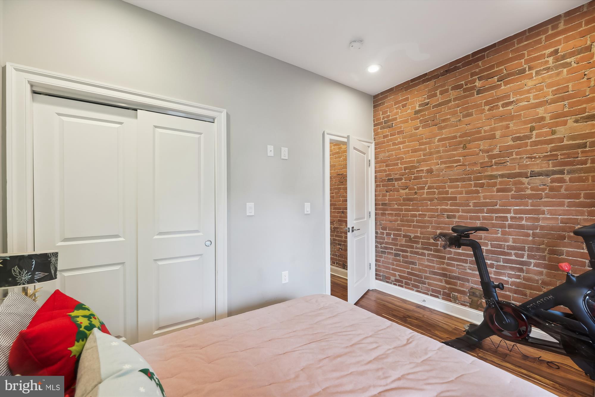 141 T STREET NW