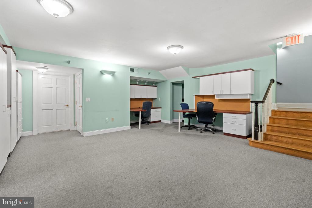 1860 19TH STREET NW