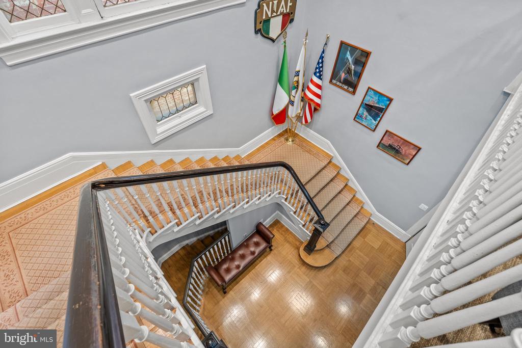 1860 19TH STREET NW