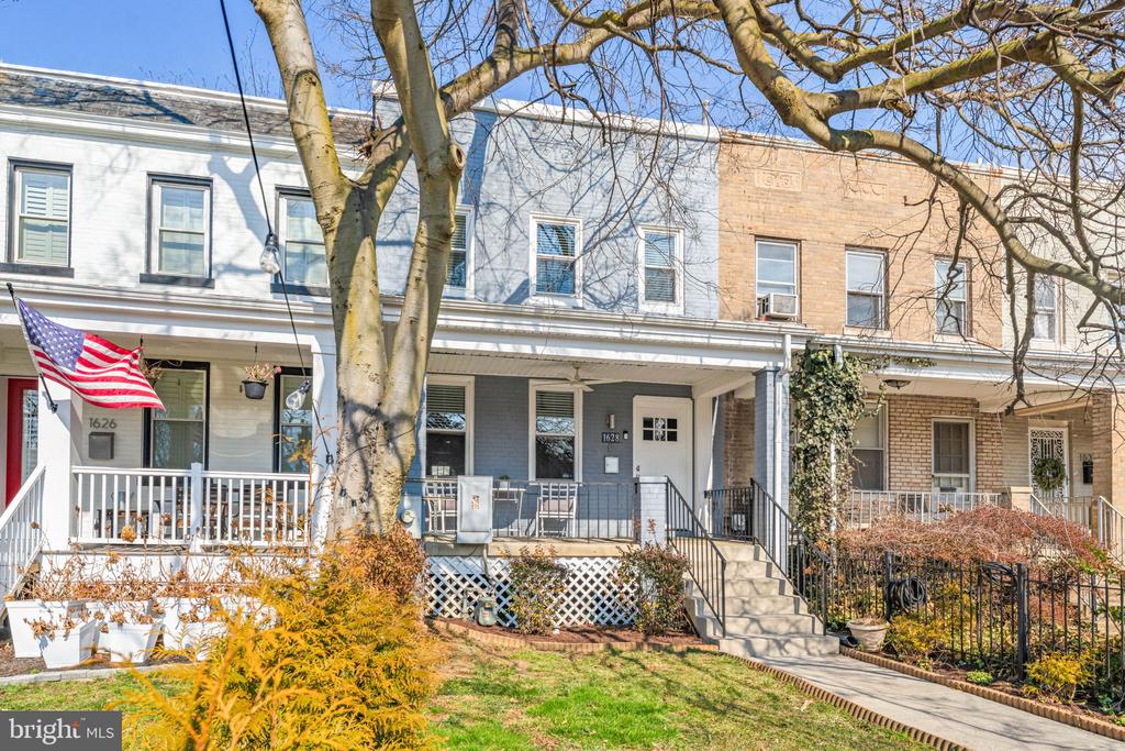 1628 MASSACHUSETTS AVENUE SE