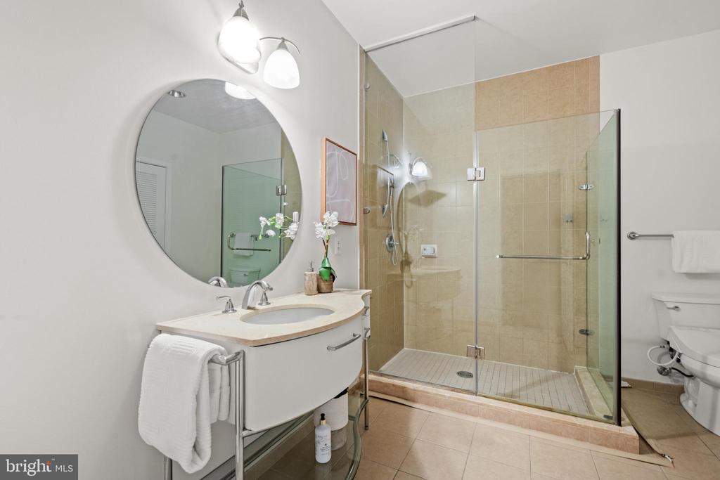 1701 KALORAMA ROAD NW 207