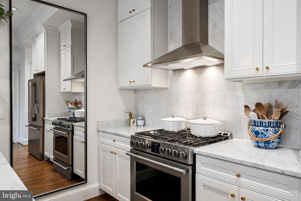 1222 11TH STREET NW Unit: 2