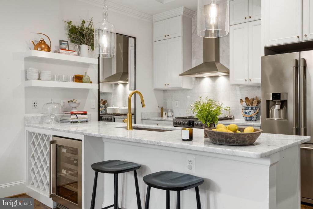 1222 11TH STREET NW Unit: 2