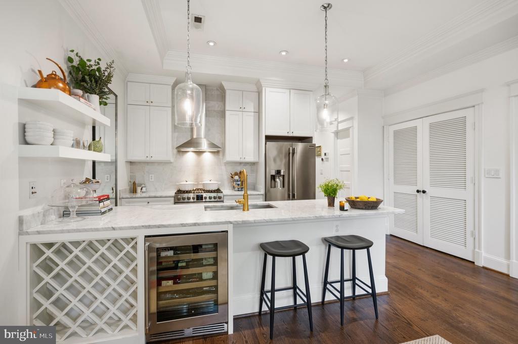 1222 11TH STREET NW Unit: 2