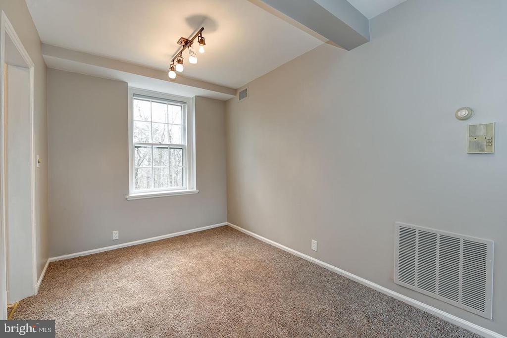 3940 LANGLEY COURT NW Unit: C633
