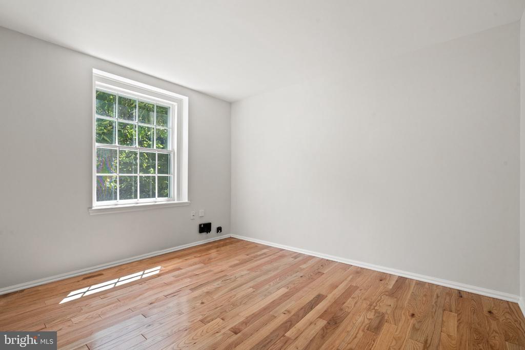 3940 LANGLEY COURT NW Unit: C633