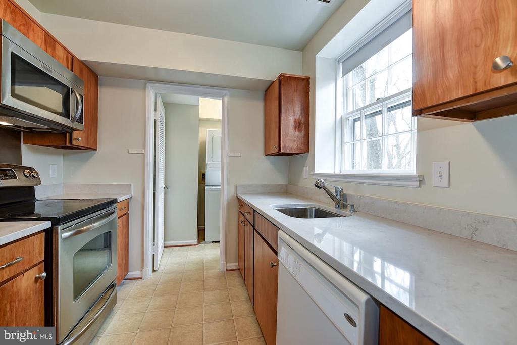 3940 LANGLEY COURT NW Unit: C633