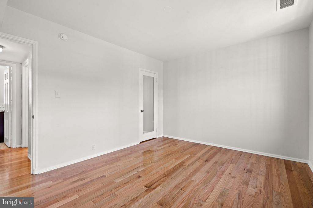 3940 LANGLEY COURT NW Unit: C633