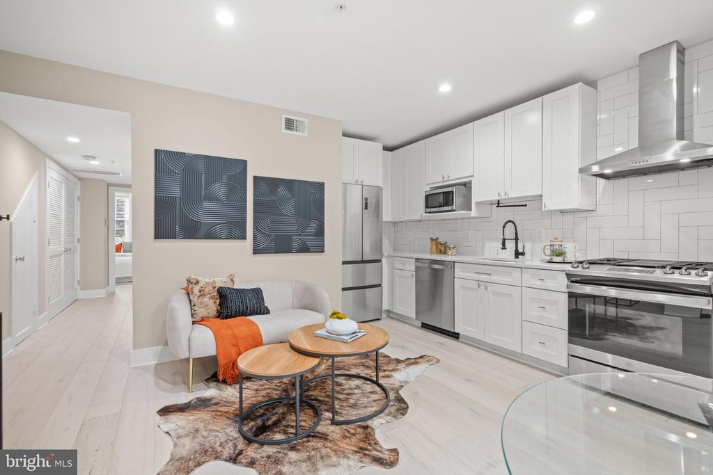 5622 13TH STREET NW Unit: 2