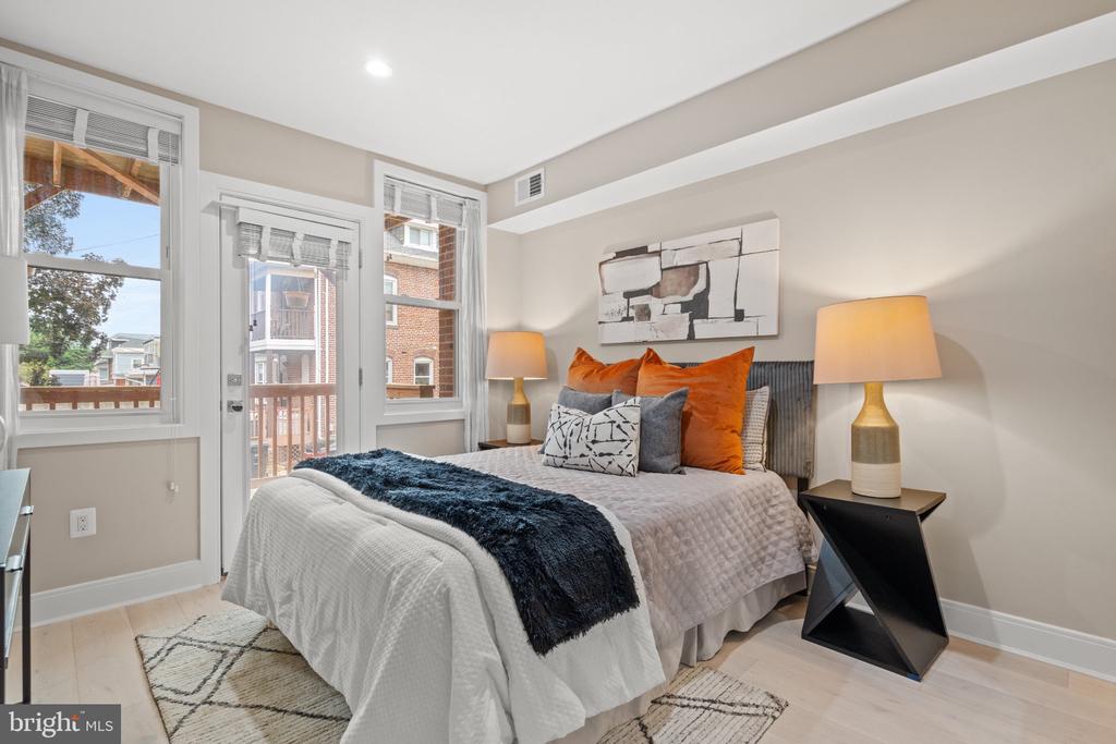 5622 13TH STREET NW Unit: 2