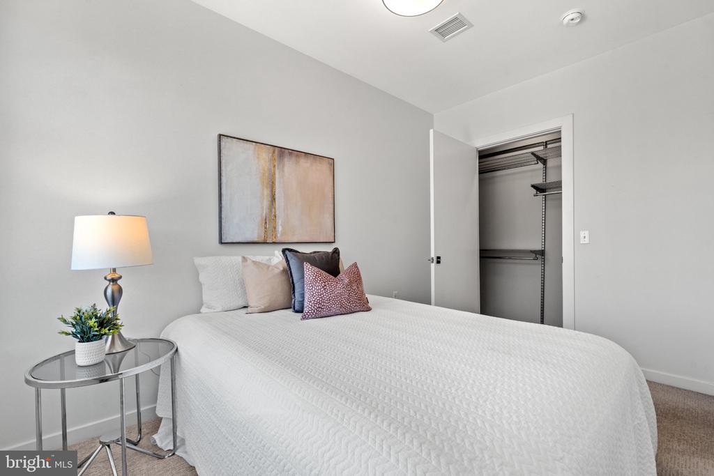 911 2ND STREET NW Unit: 505