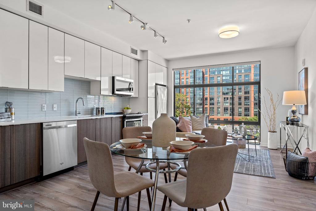 911 2ND STREET NW Unit: 505