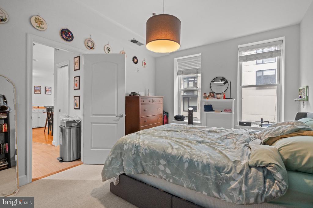 1418 W NW Unit: 403