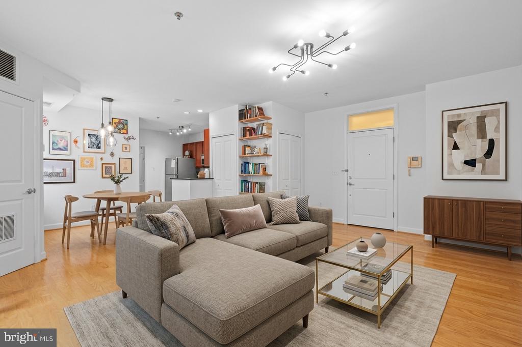 1418 W NW Unit: 403