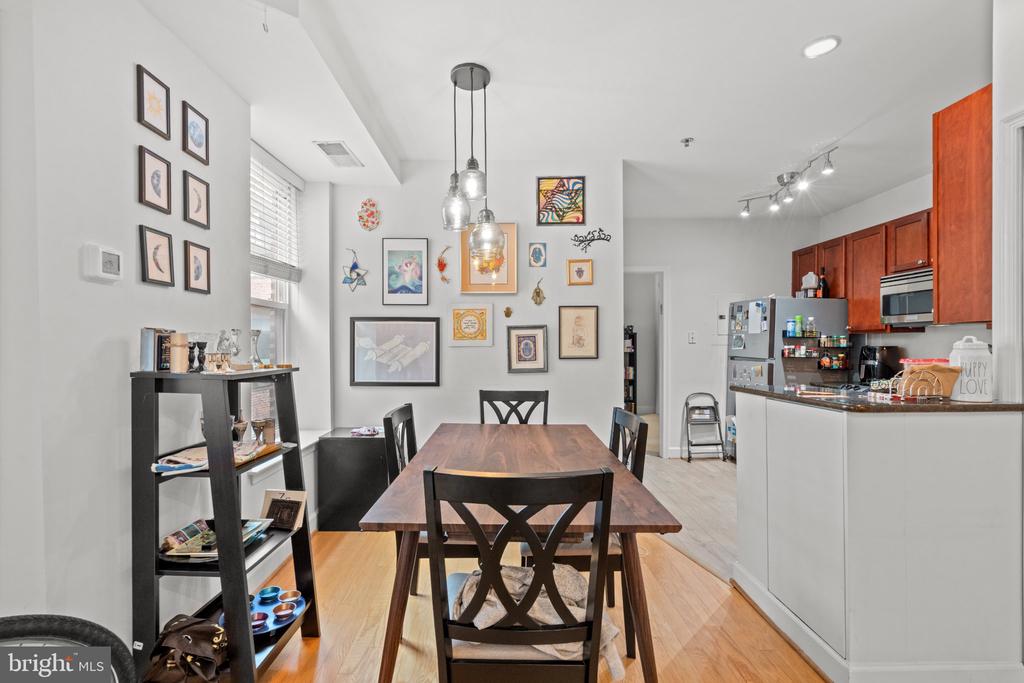 1418 W NW Unit: 403