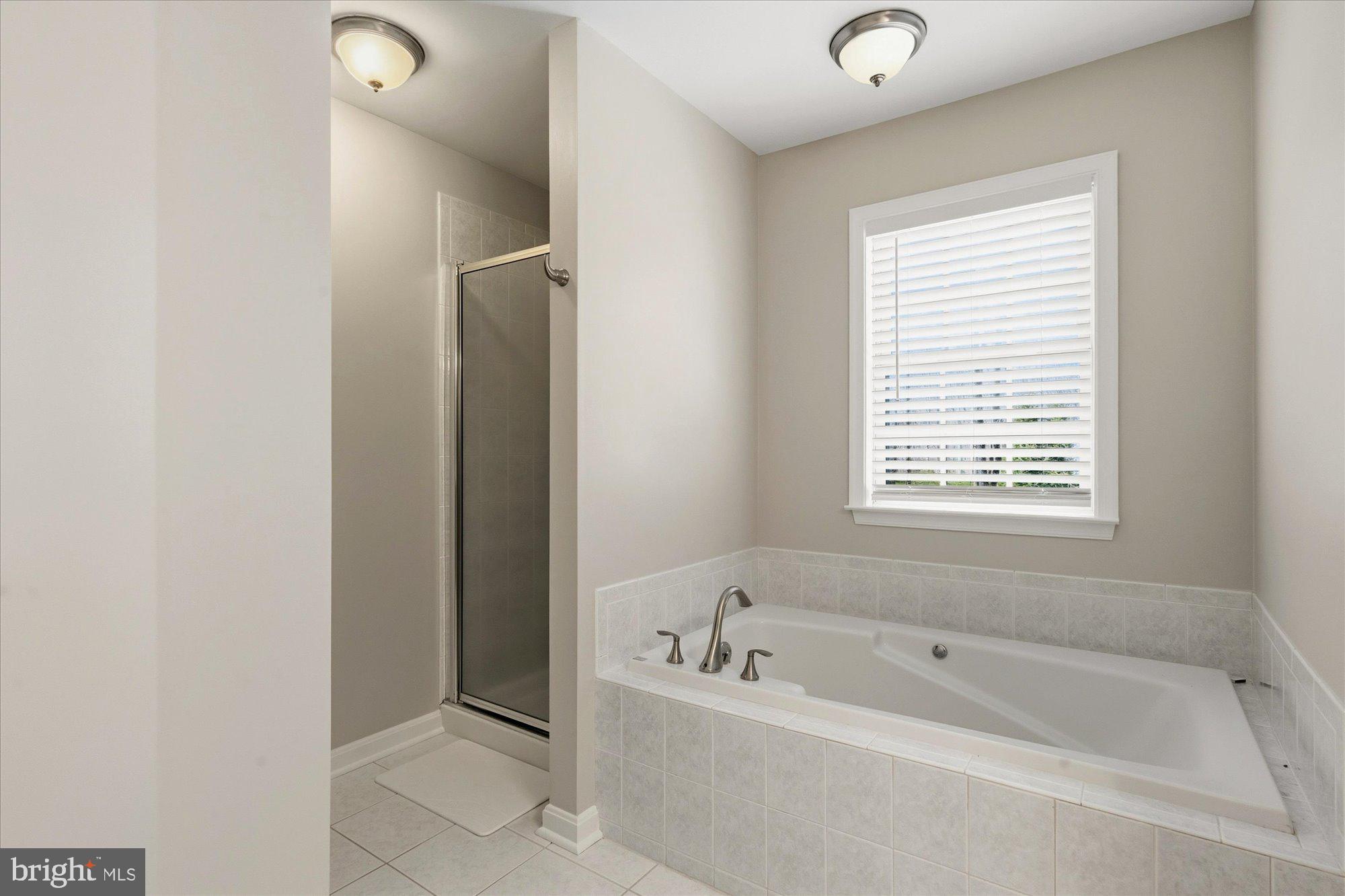 3704 EAGLES NEST COURT