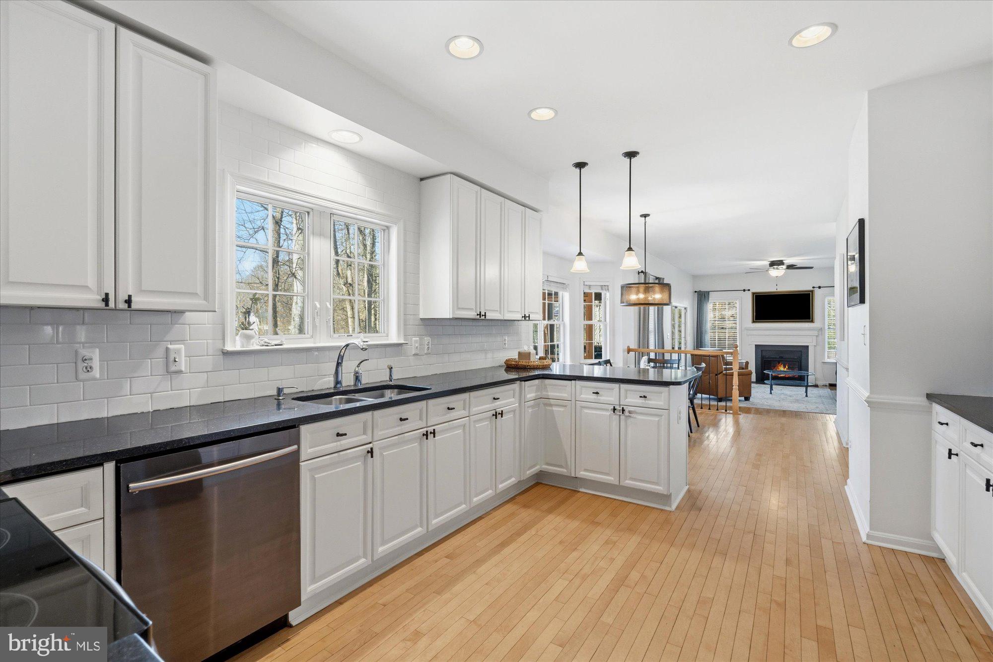 3704 EAGLES NEST COURT