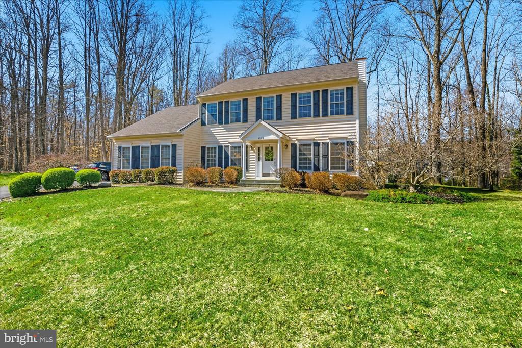 3704 EAGLES NEST COURT