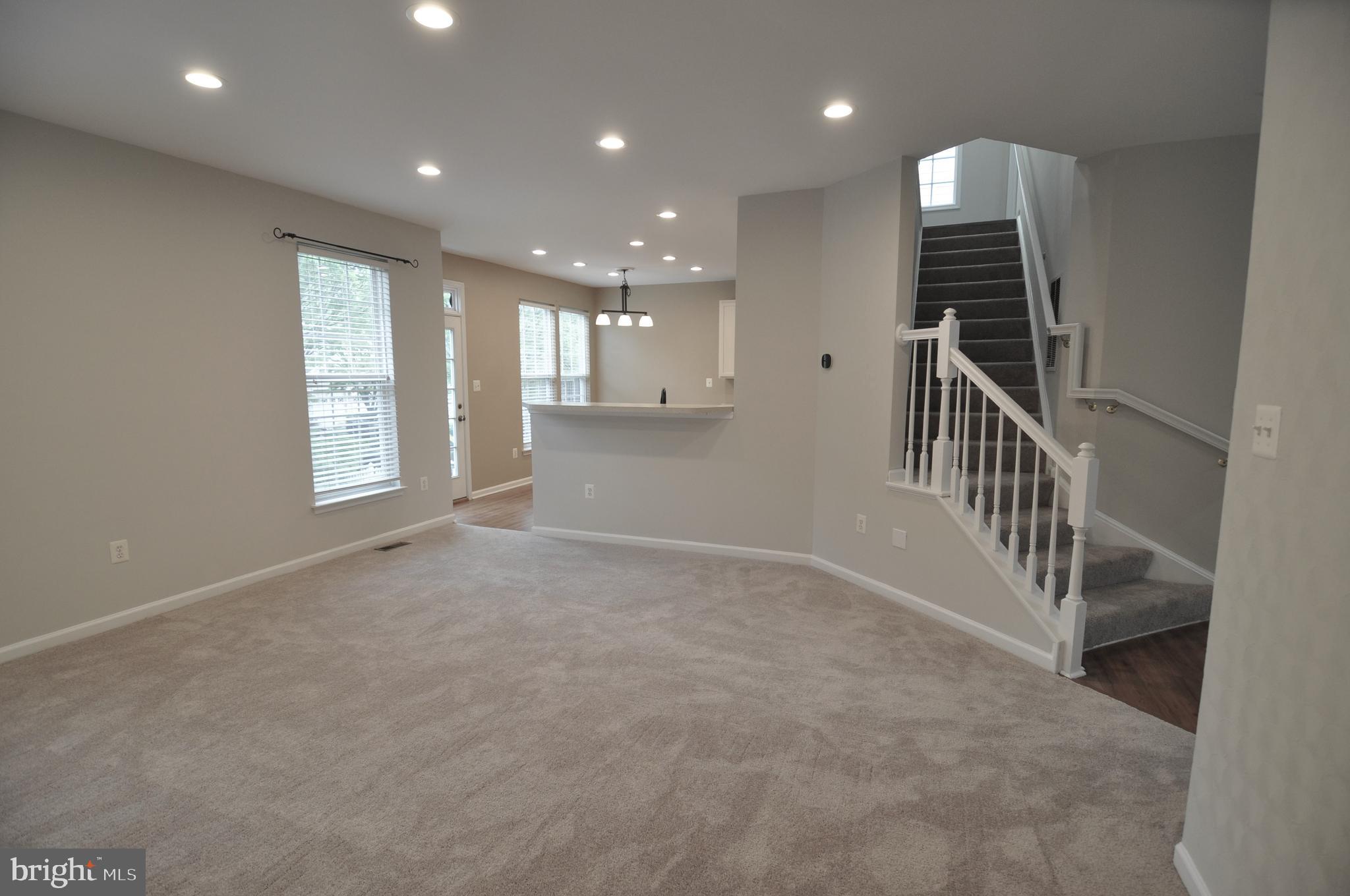19004 Noble Oak Dr