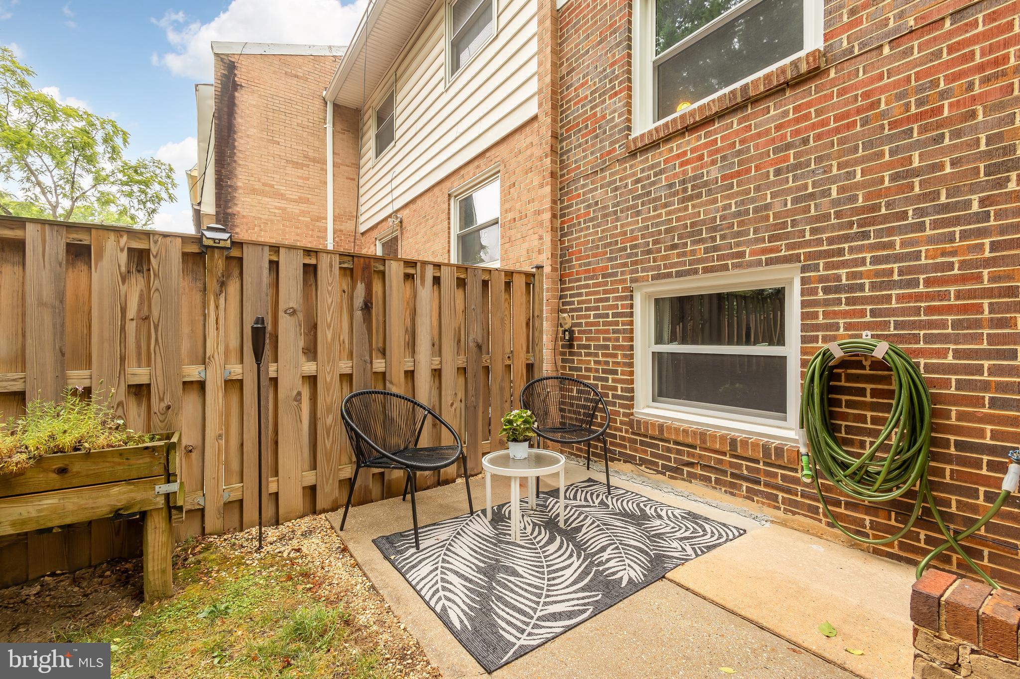 10913 Bucknell Dr #7