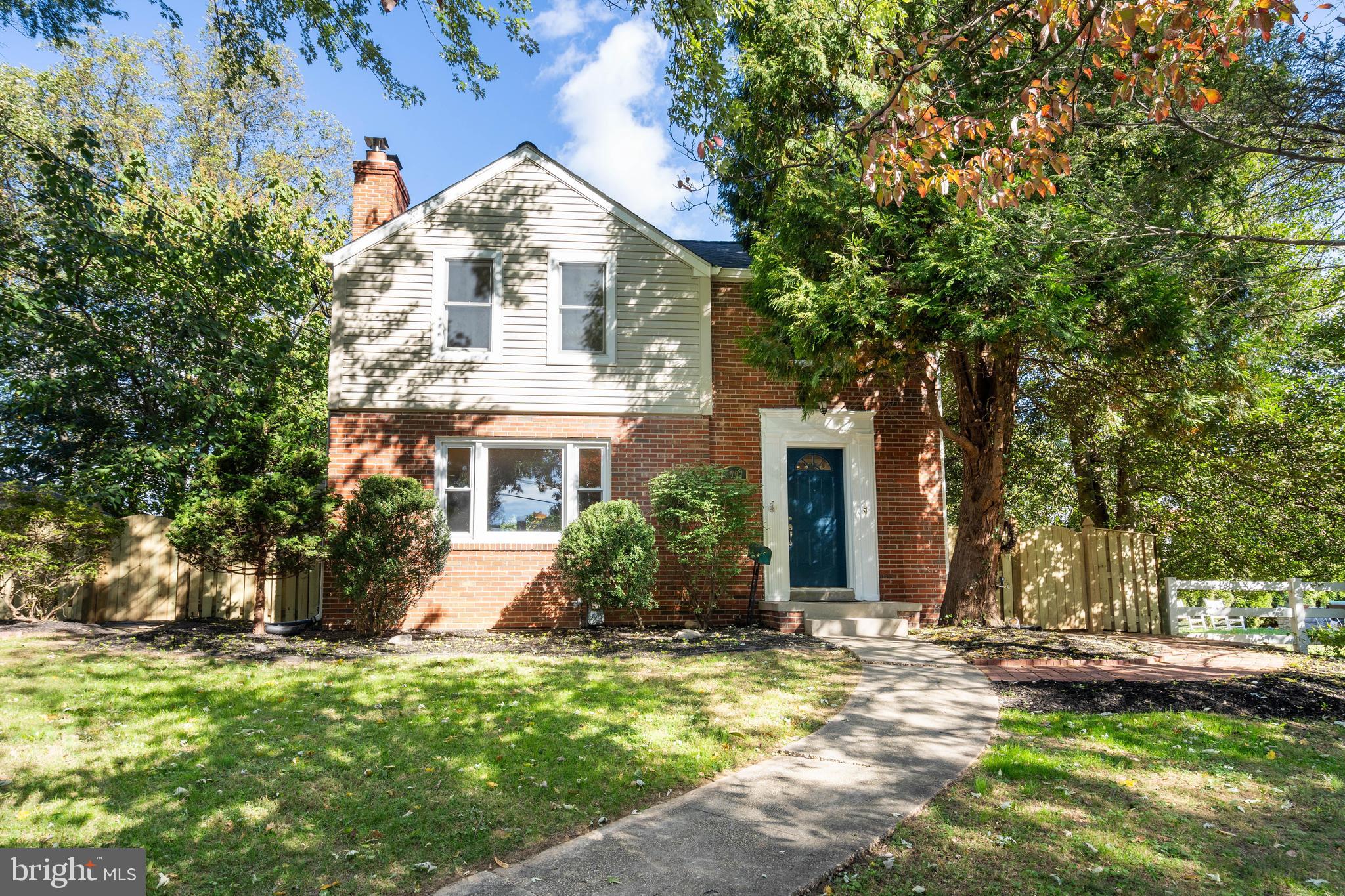 1707 White Oak Dr
