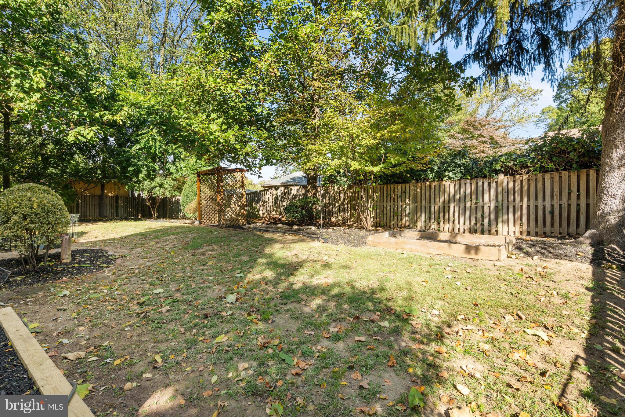1707 White Oak Dr