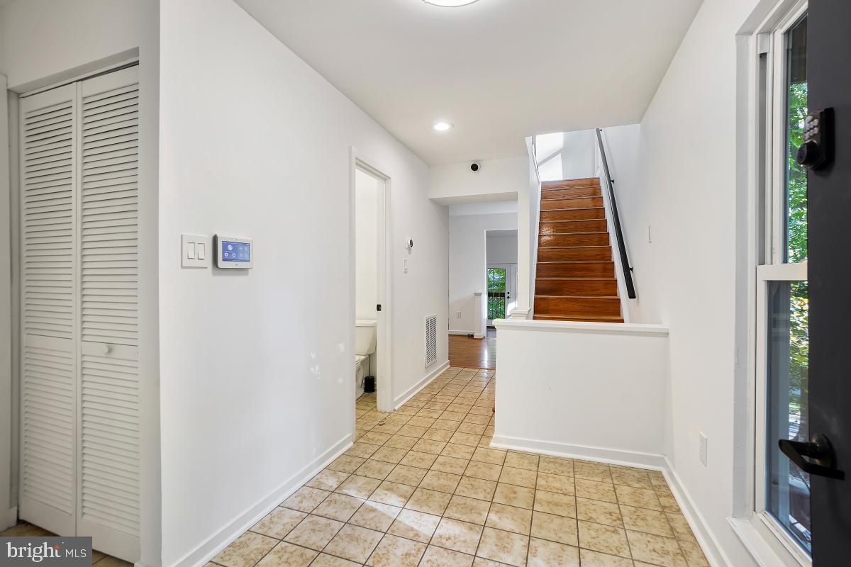 302 Mississippi Ave
