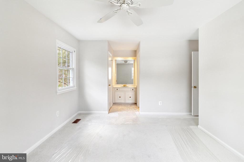 4921 Morning Glory Ct