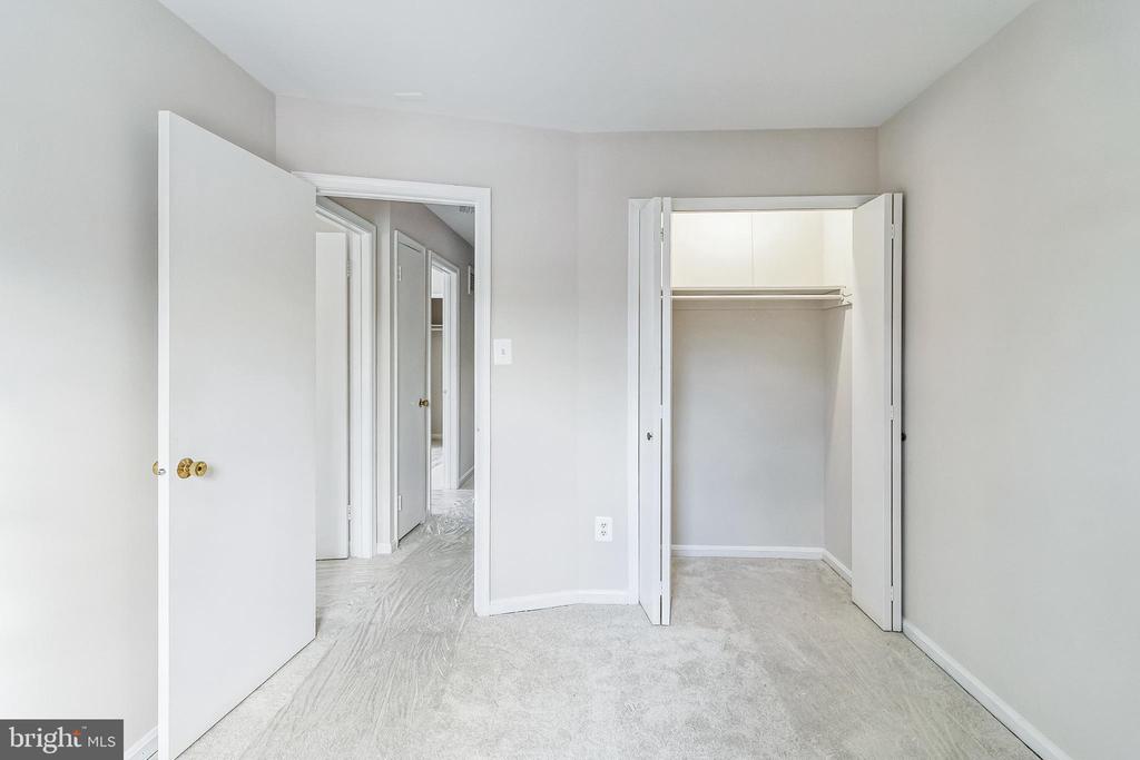 4921 Morning Glory Ct