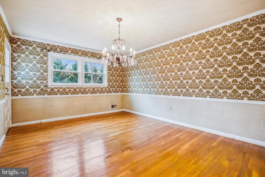 10612 Democracy Ln