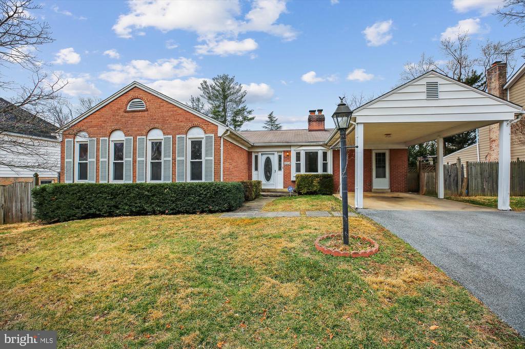 10612 Democracy Ln