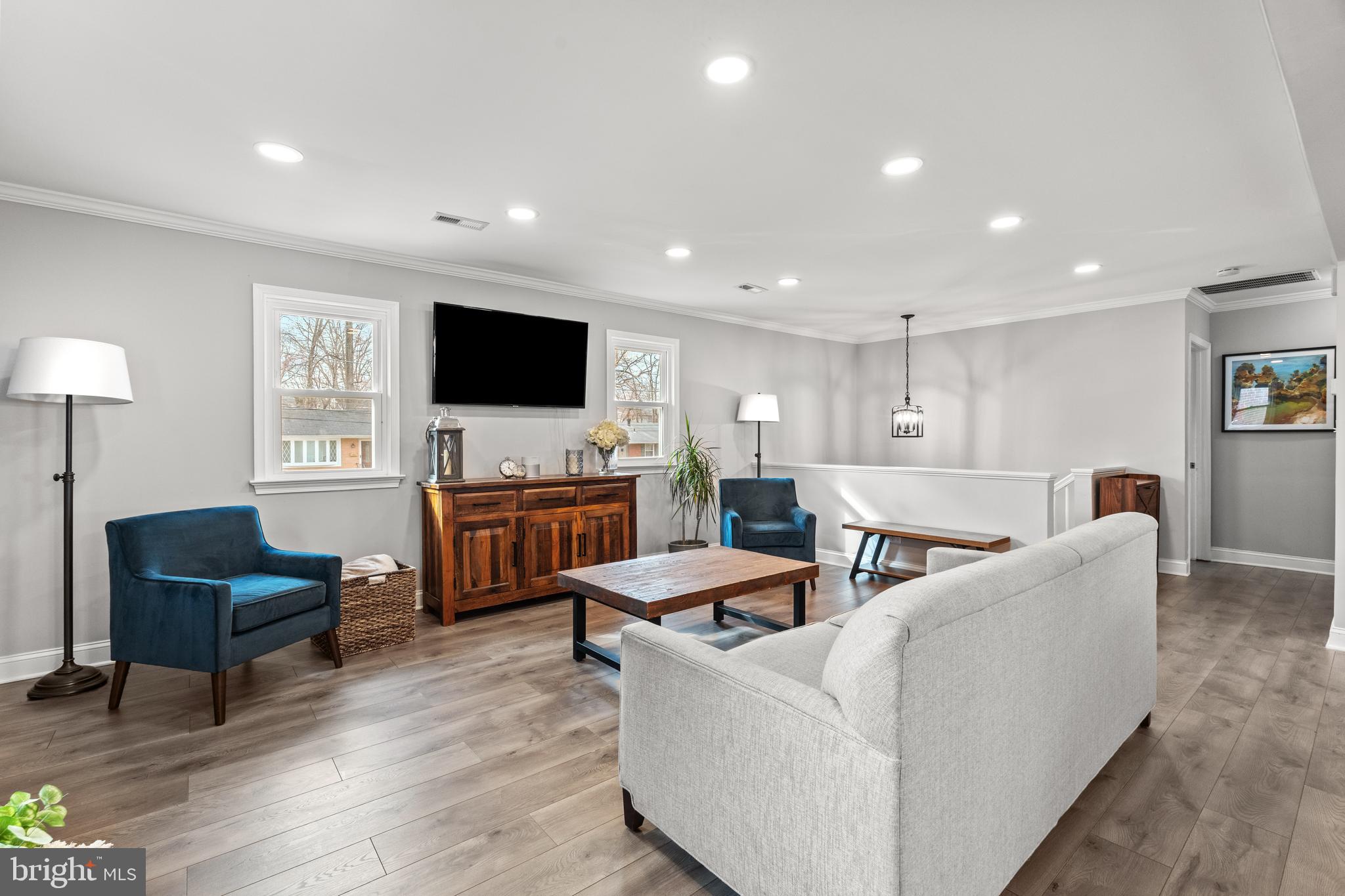 803 Orange Dr