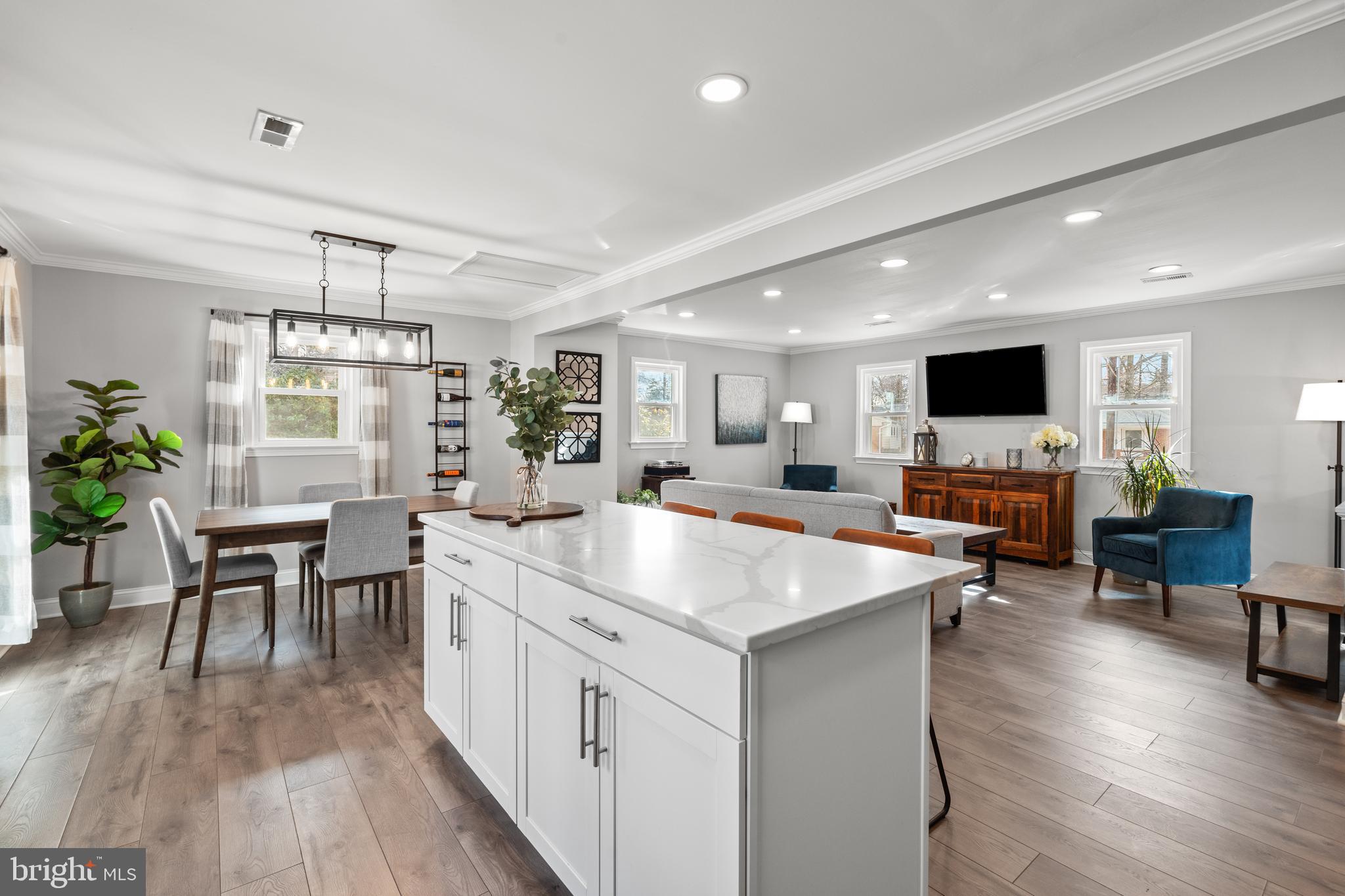 803 Orange Dr