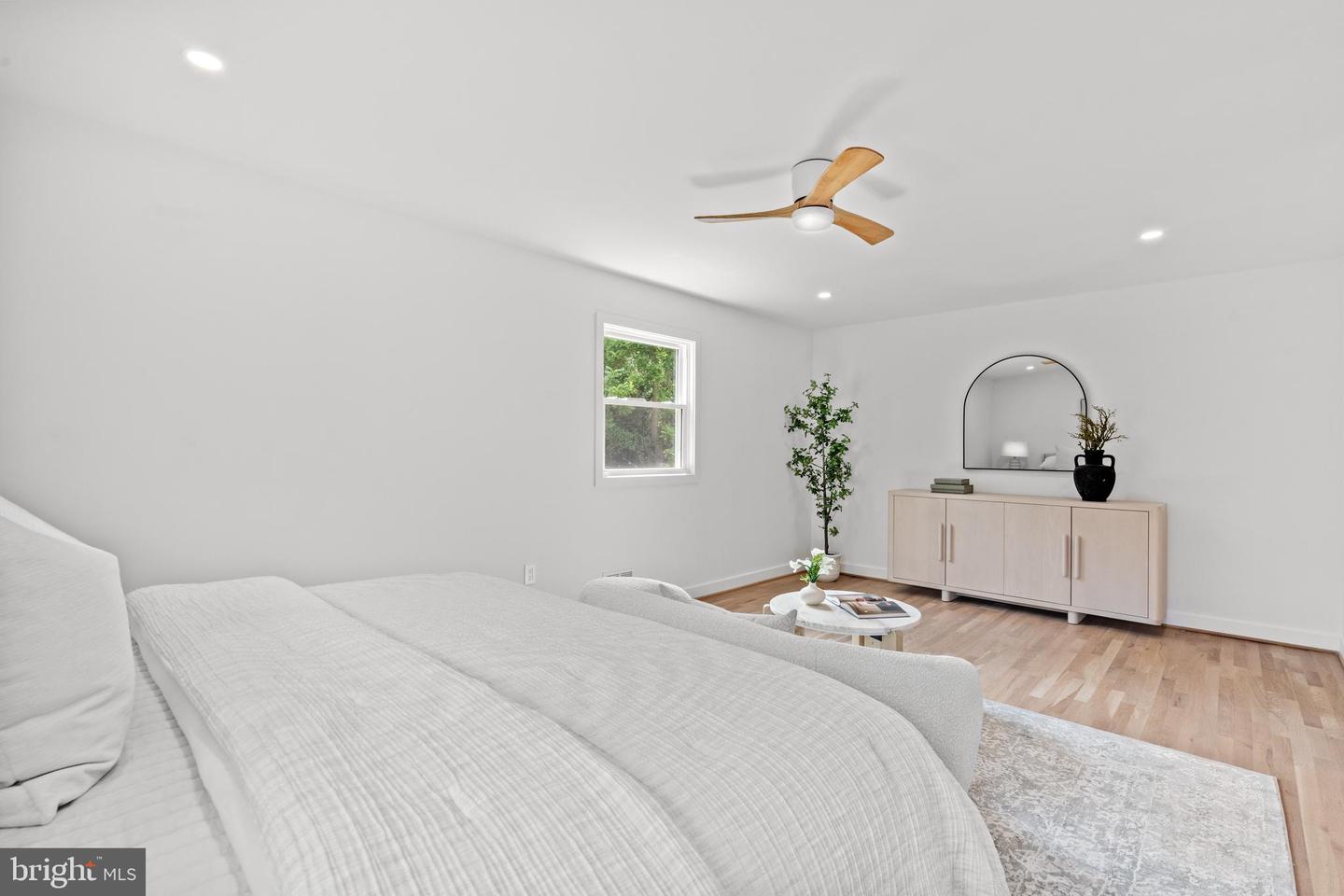 10612 Democracy Ln