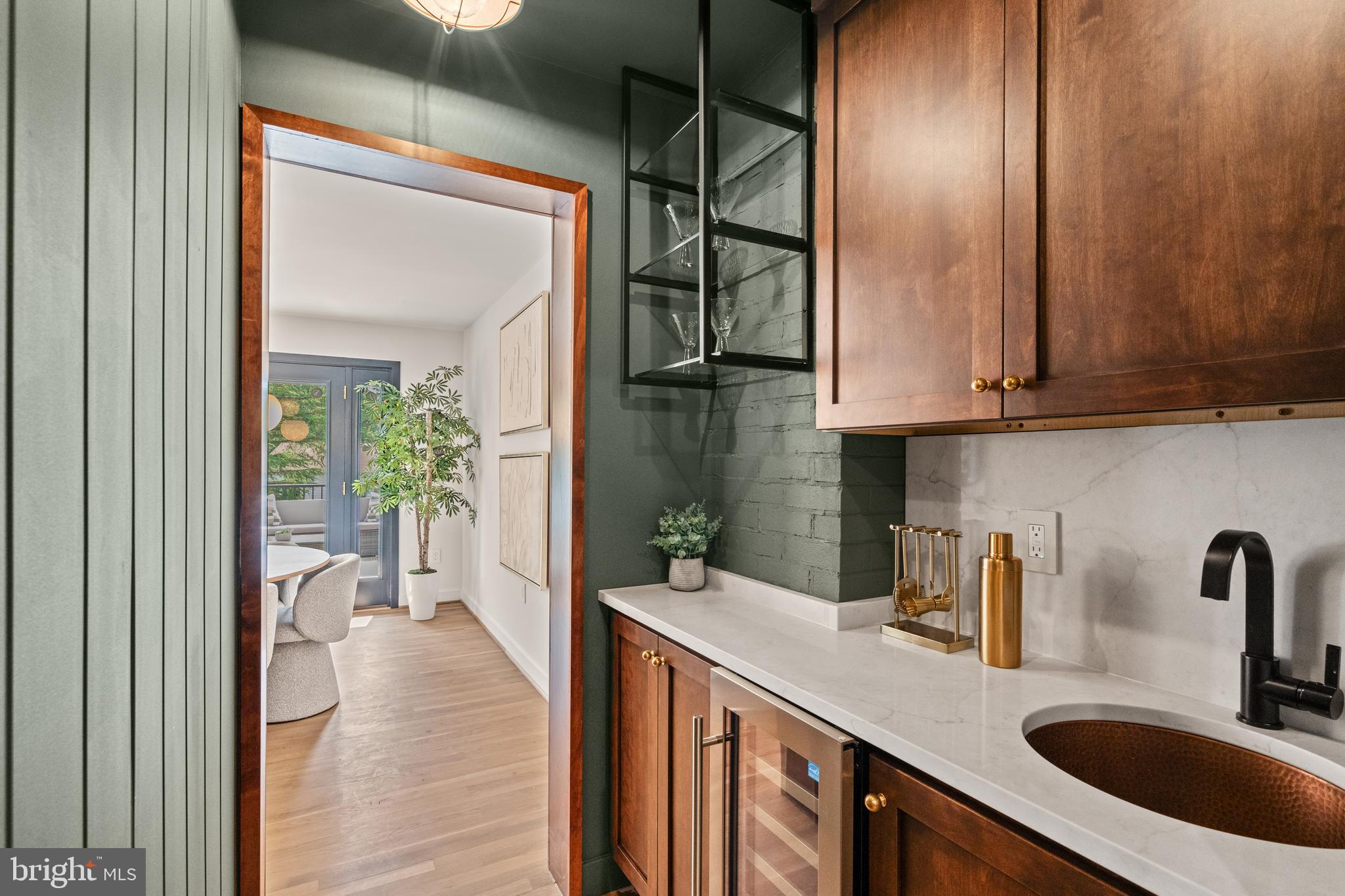 10612 DEMOCRACY LANE