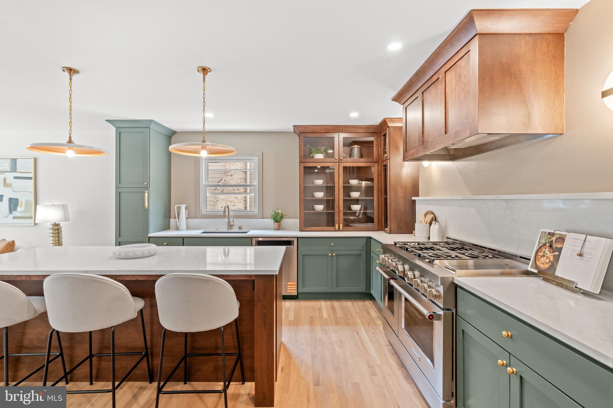 10612 DEMOCRACY LANE