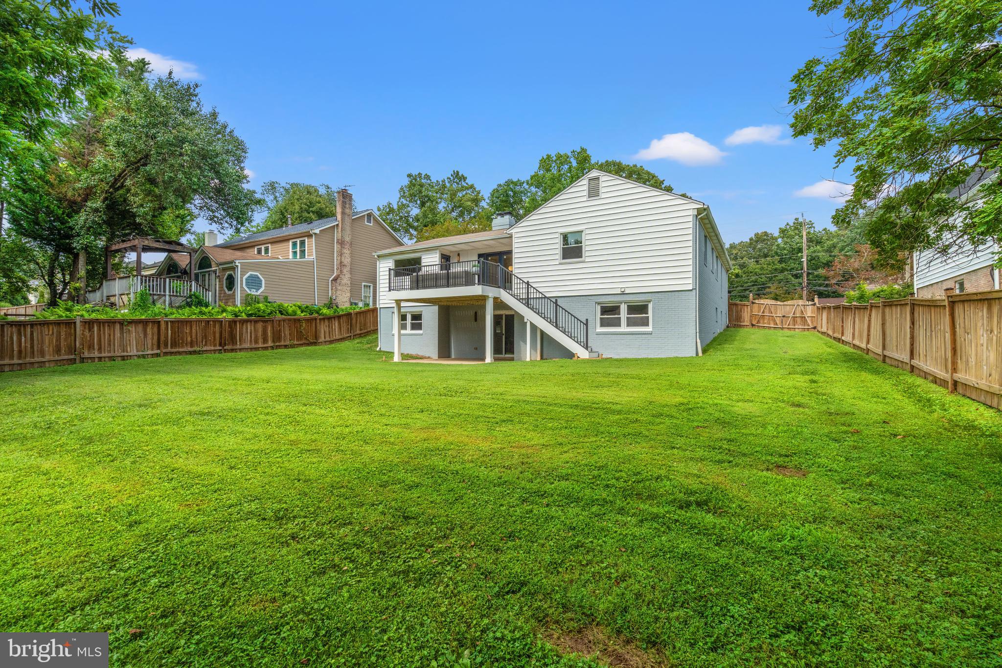 10612 DEMOCRACY LANE