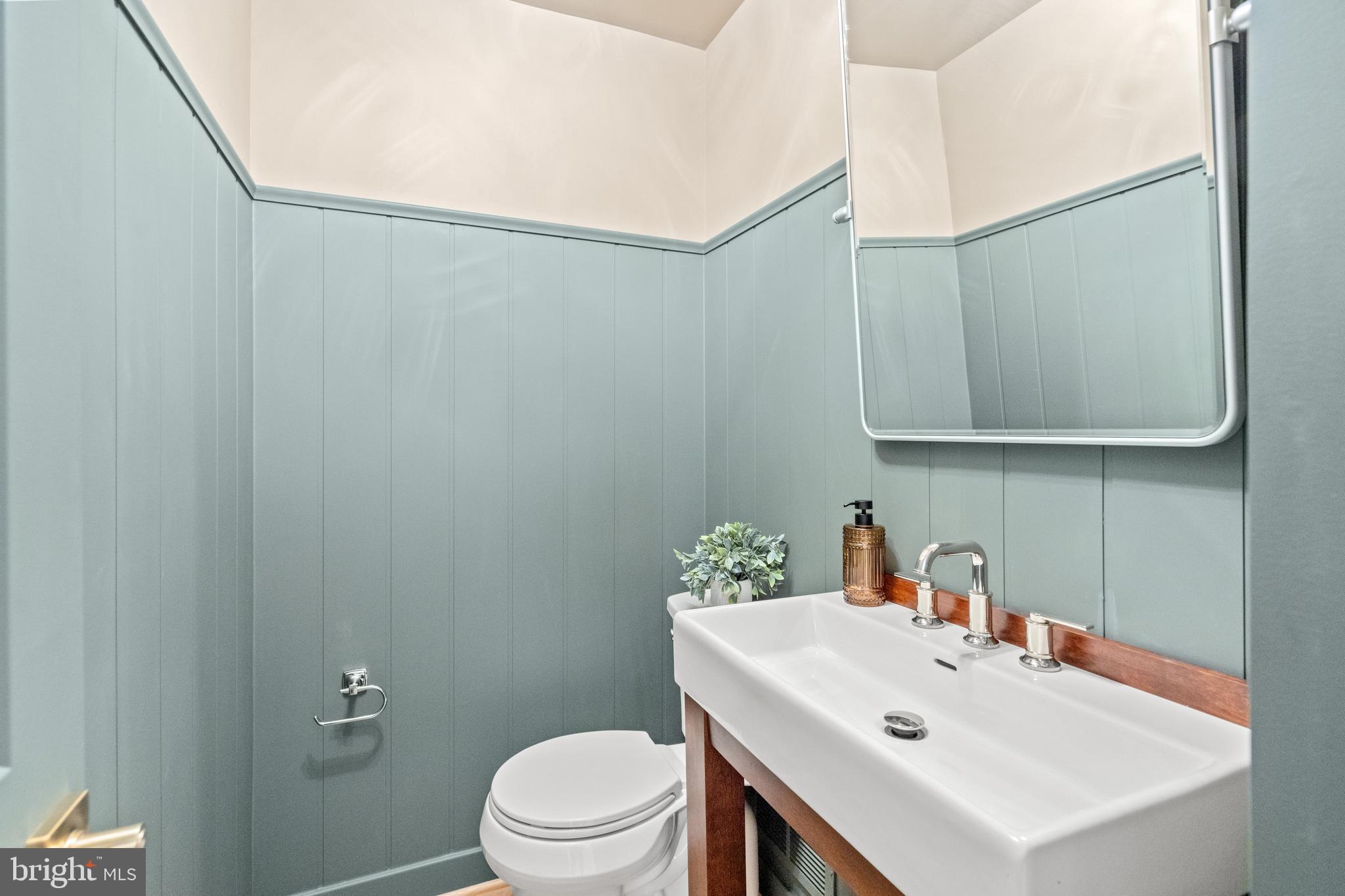 10612 DEMOCRACY LANE