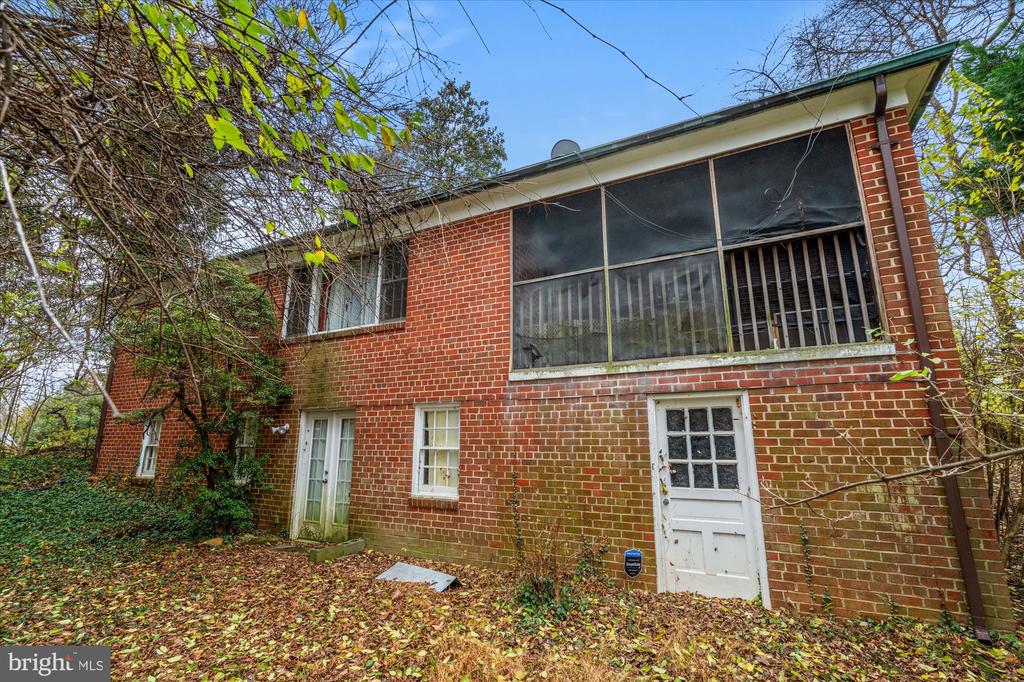709 GREYROCK DRIVE