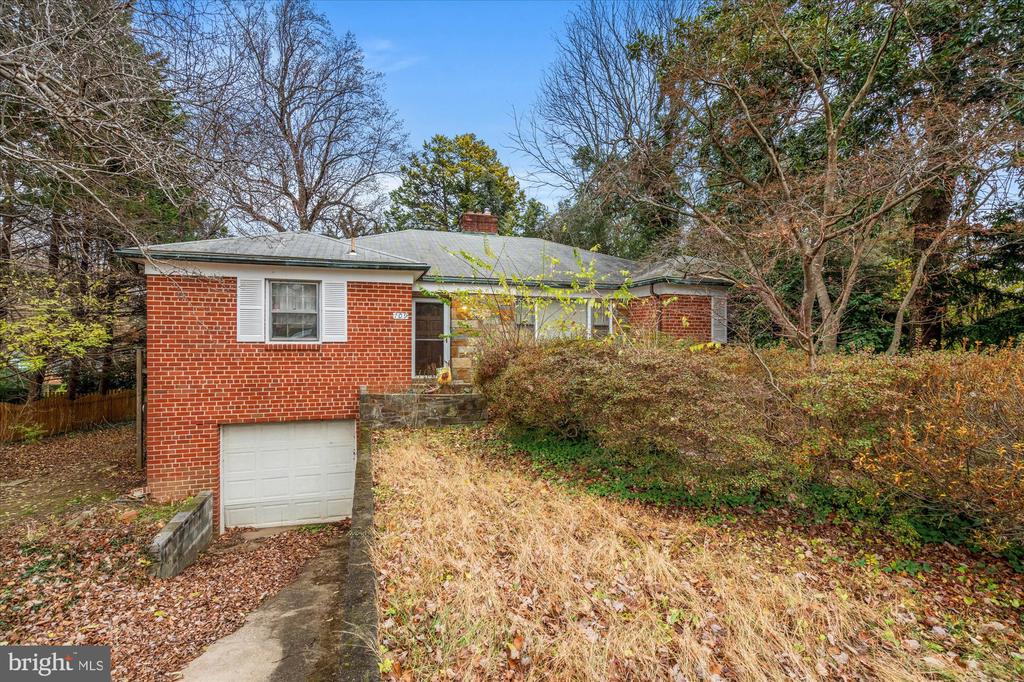 709 GREYROCK DRIVE