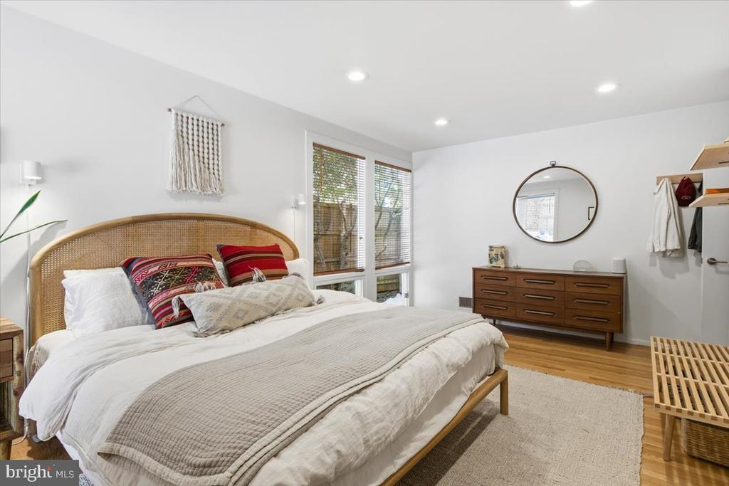 3610 SPRUELL DRIVE