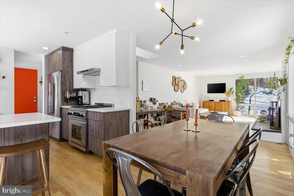 3610 SPRUELL DRIVE