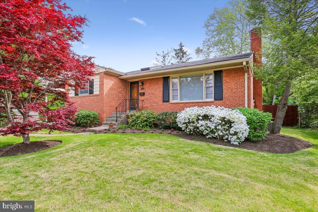 9909 ASHBURTON LANE