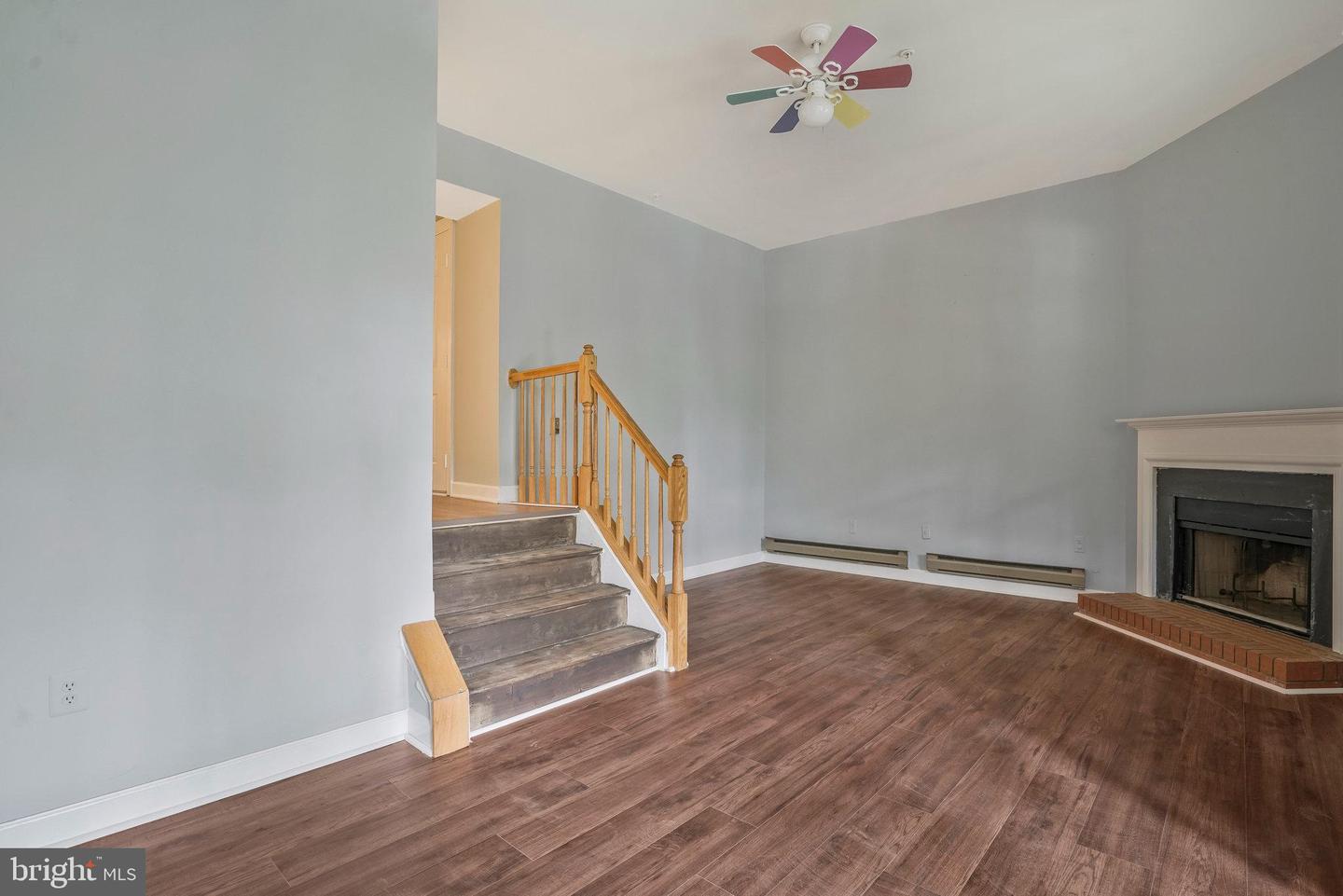 6223 Squires Hill Dr