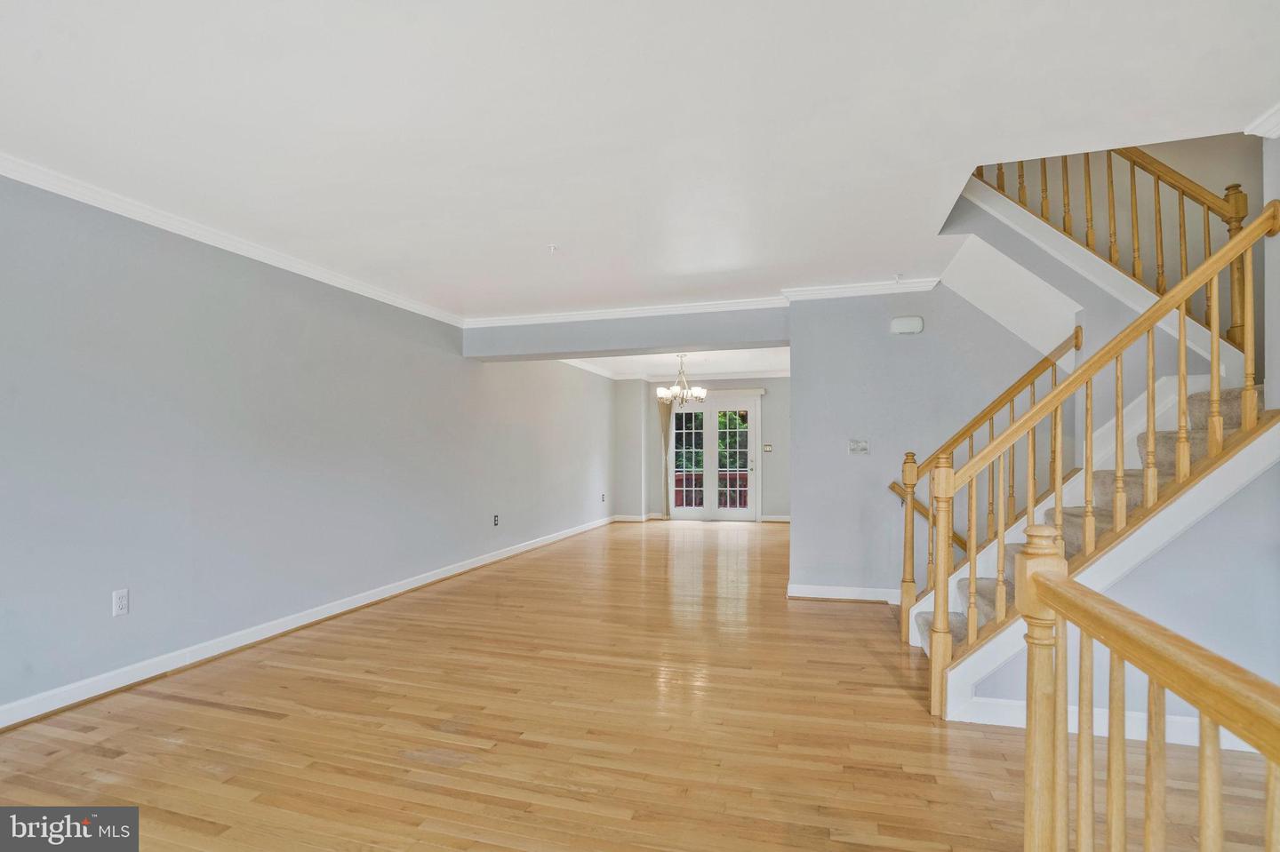 6223 Squires Hill Dr