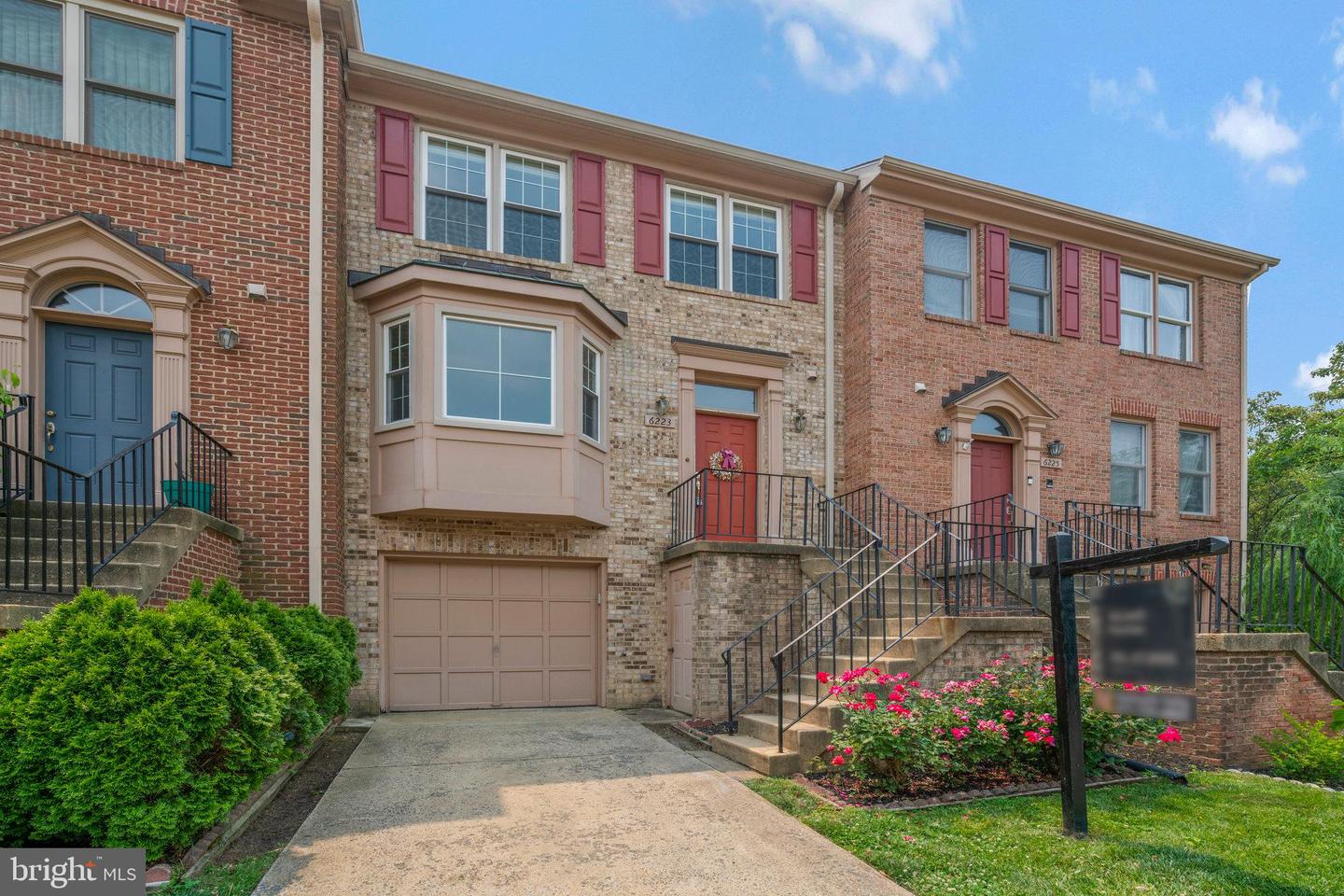 6223 Squires Hill Dr