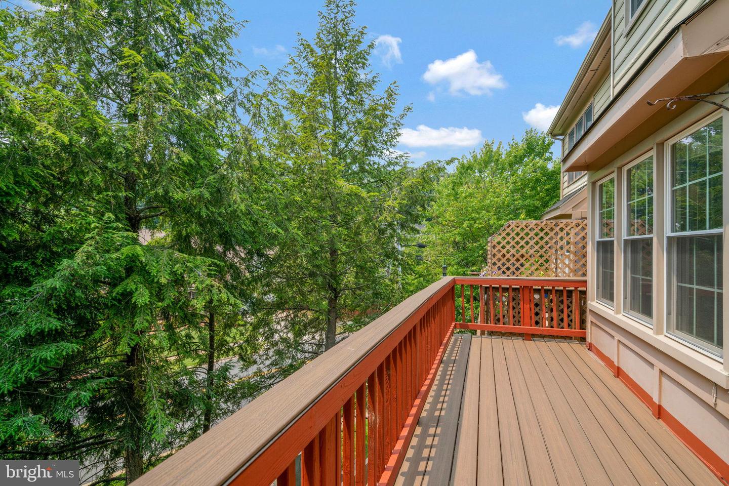 6223 Squires Hill Dr