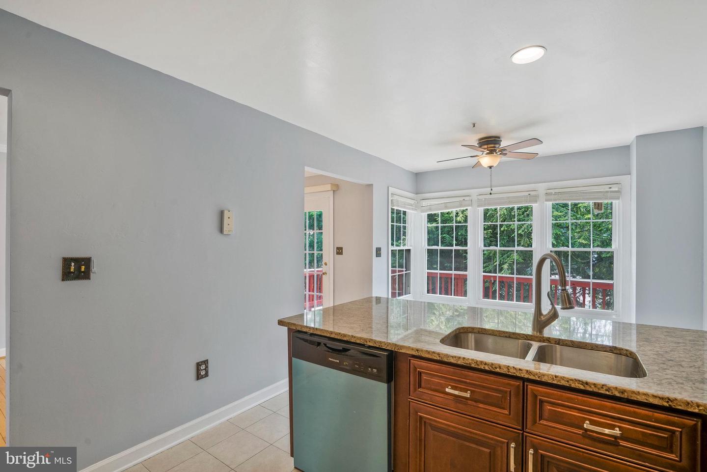 6223 Squires Hill Dr