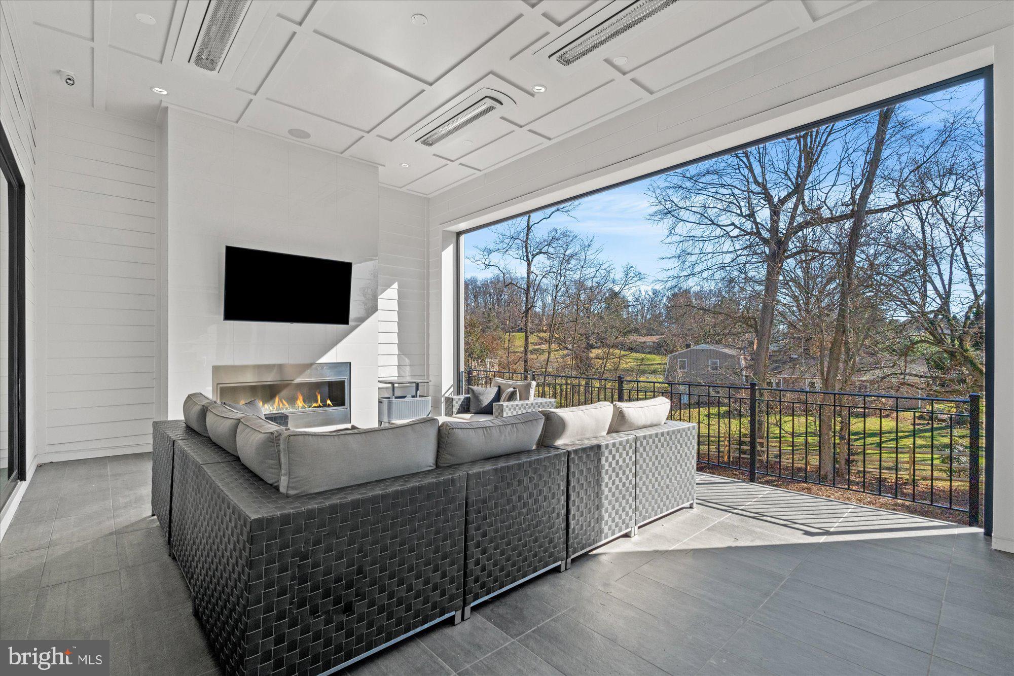 1221 Riley Preserve Ct