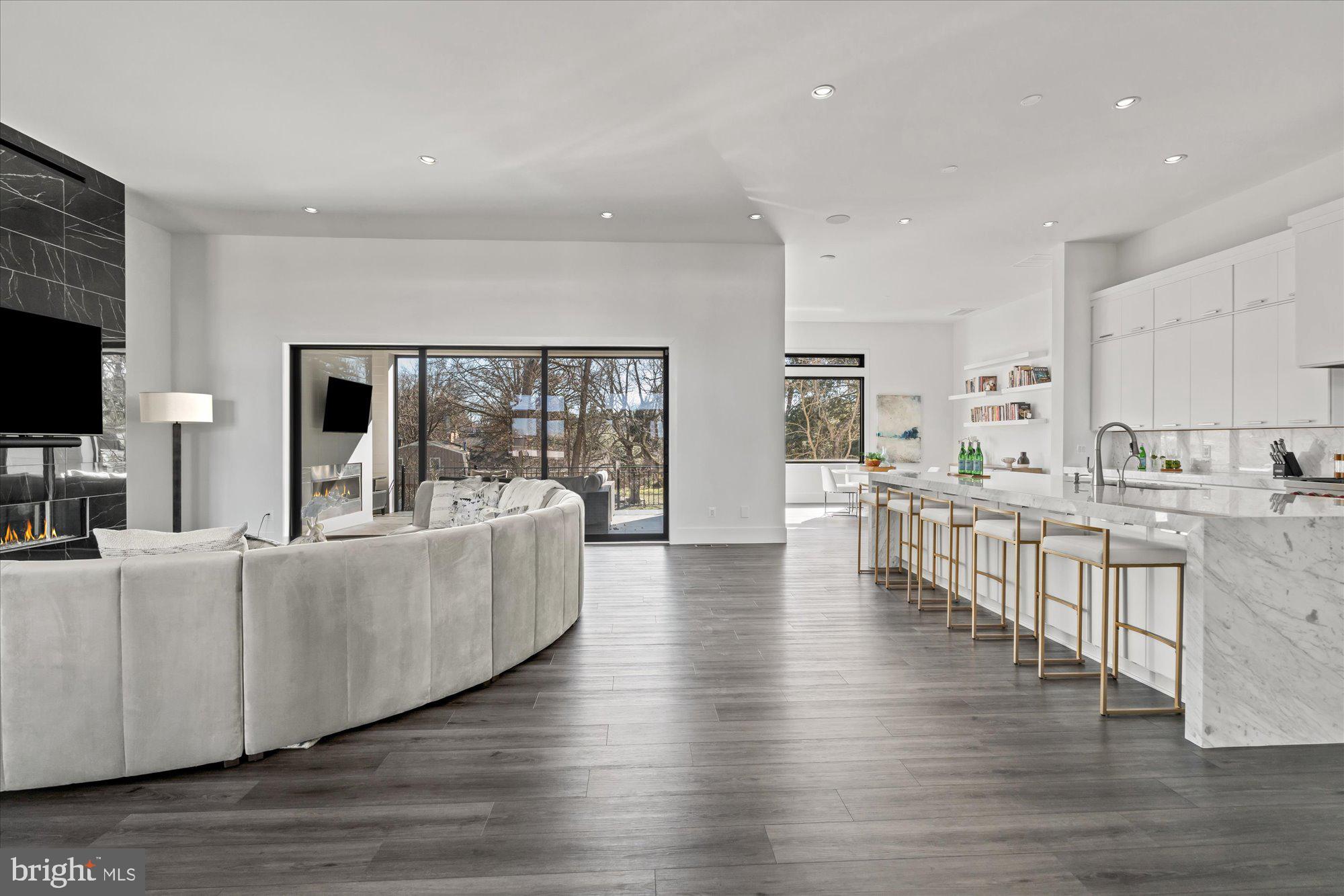 1221 Riley Preserve Ct